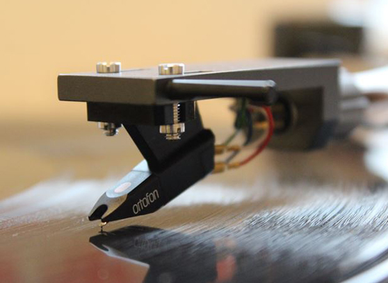 Ortofon OM 5E - cecha 1